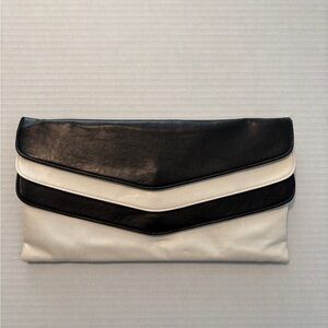 Vintage Elegant Black and White Clutch with silver chain strap